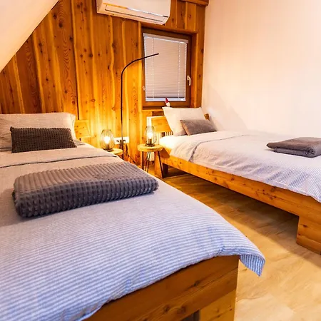 דירה Apartmaji Pri Dravi