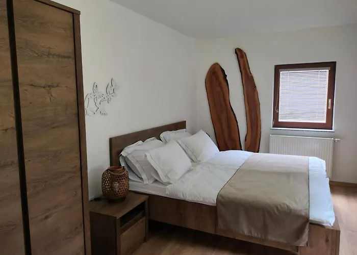 Apartmaji Pri Dravi * Podvelka